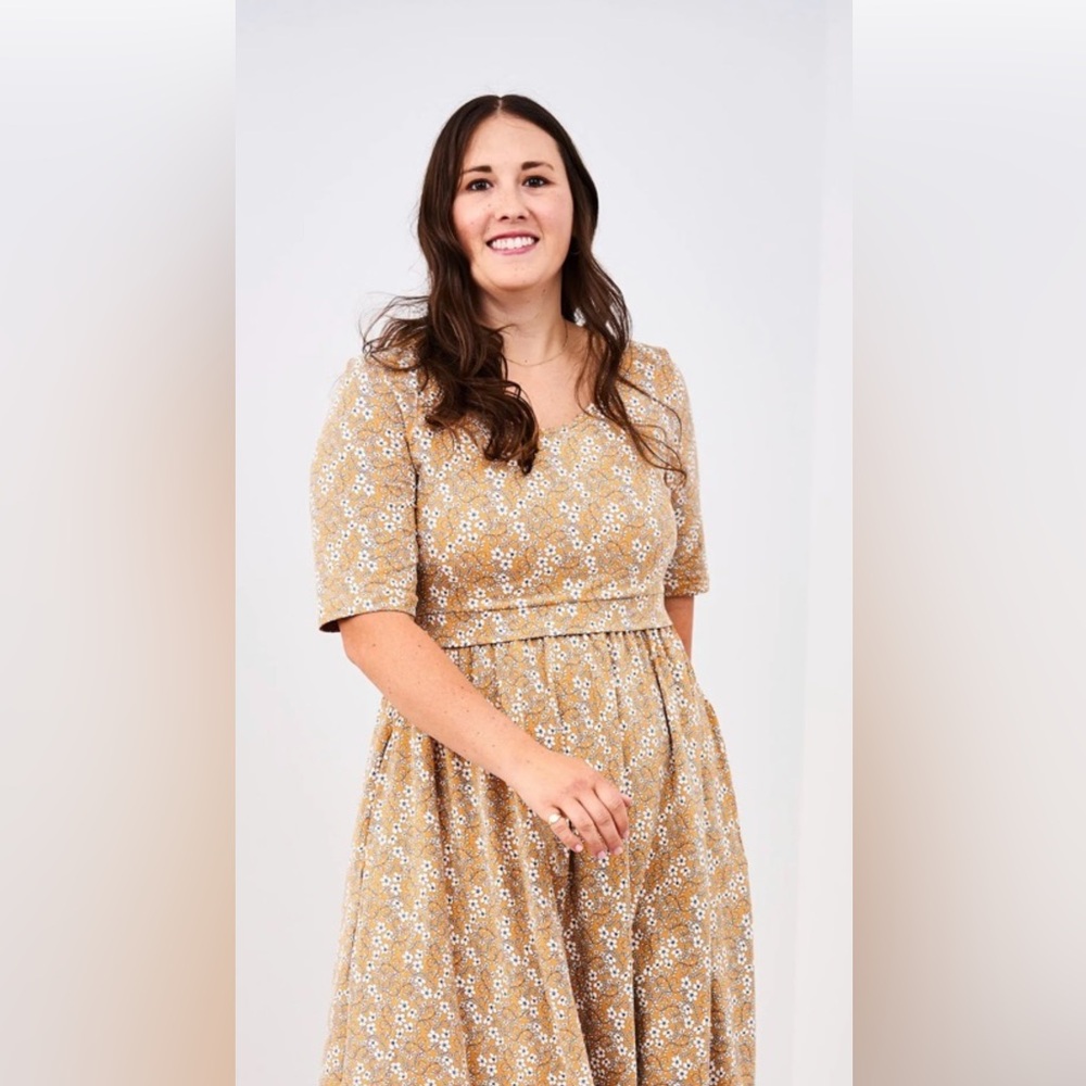 🦋Latched Mama🦋 Classic Cotton in Mellow Garden